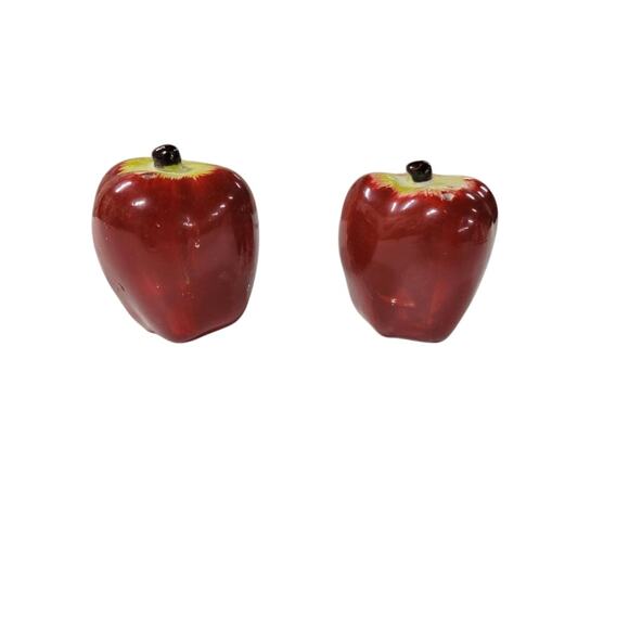 Vintage Apple Salt & Pepper Spice Shakers glass Red- Country Cottage Core - Picture 2 of 5